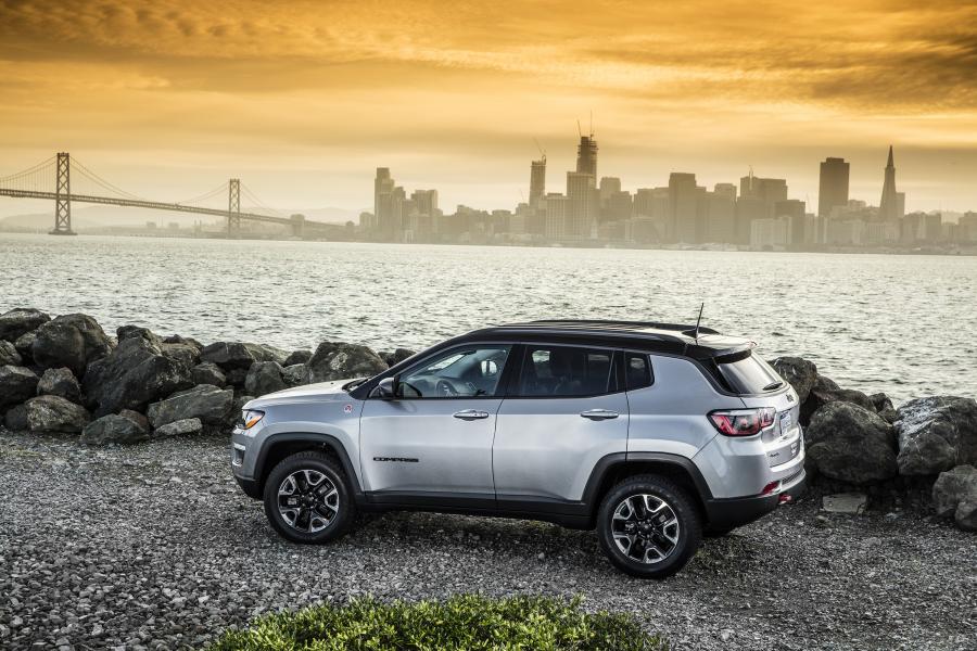  Jeep Compass Trailhawk 2017 года  (NA) (фото 51 из 51)